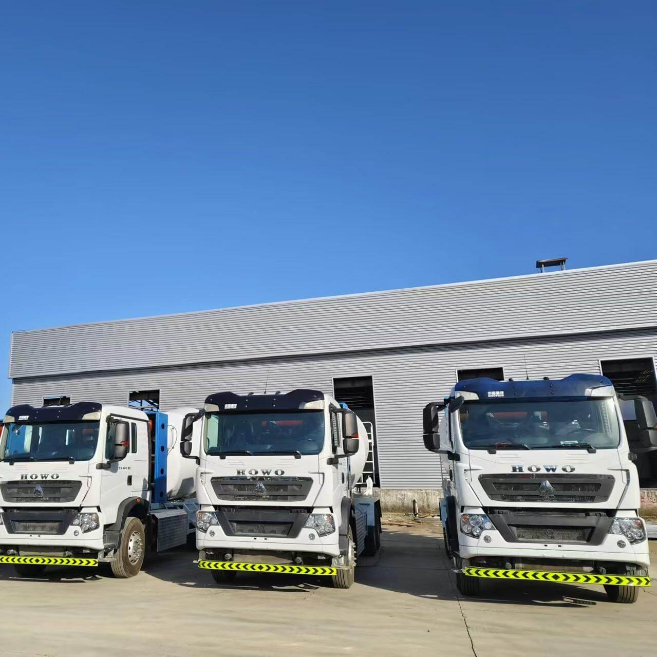 howo tx7 Mixer Truck (5)