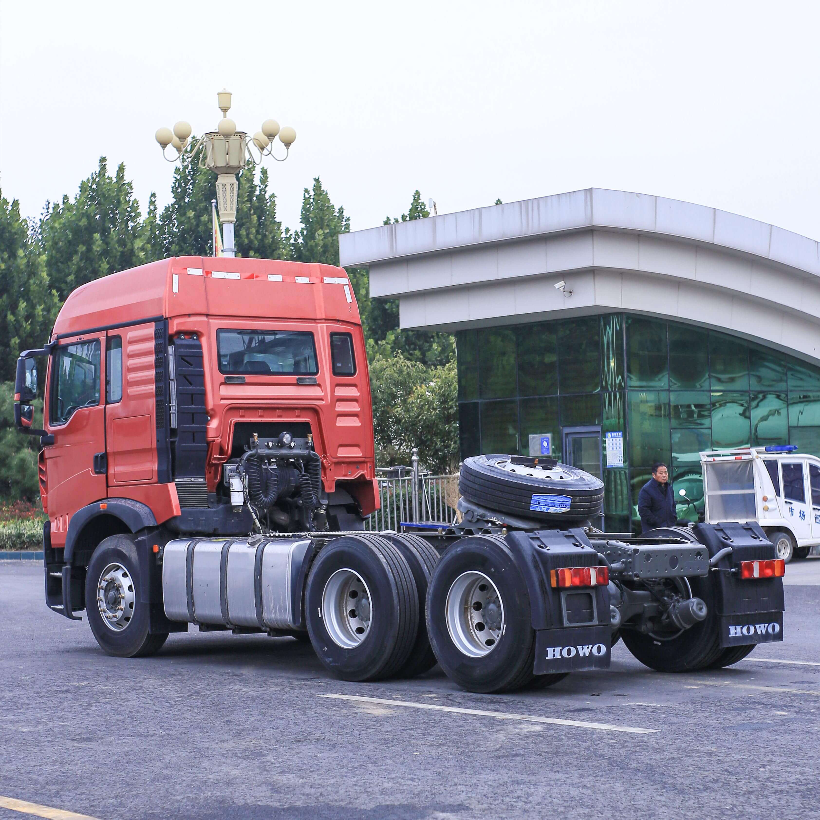 HOWO TX 6X4 TRUCK (7)