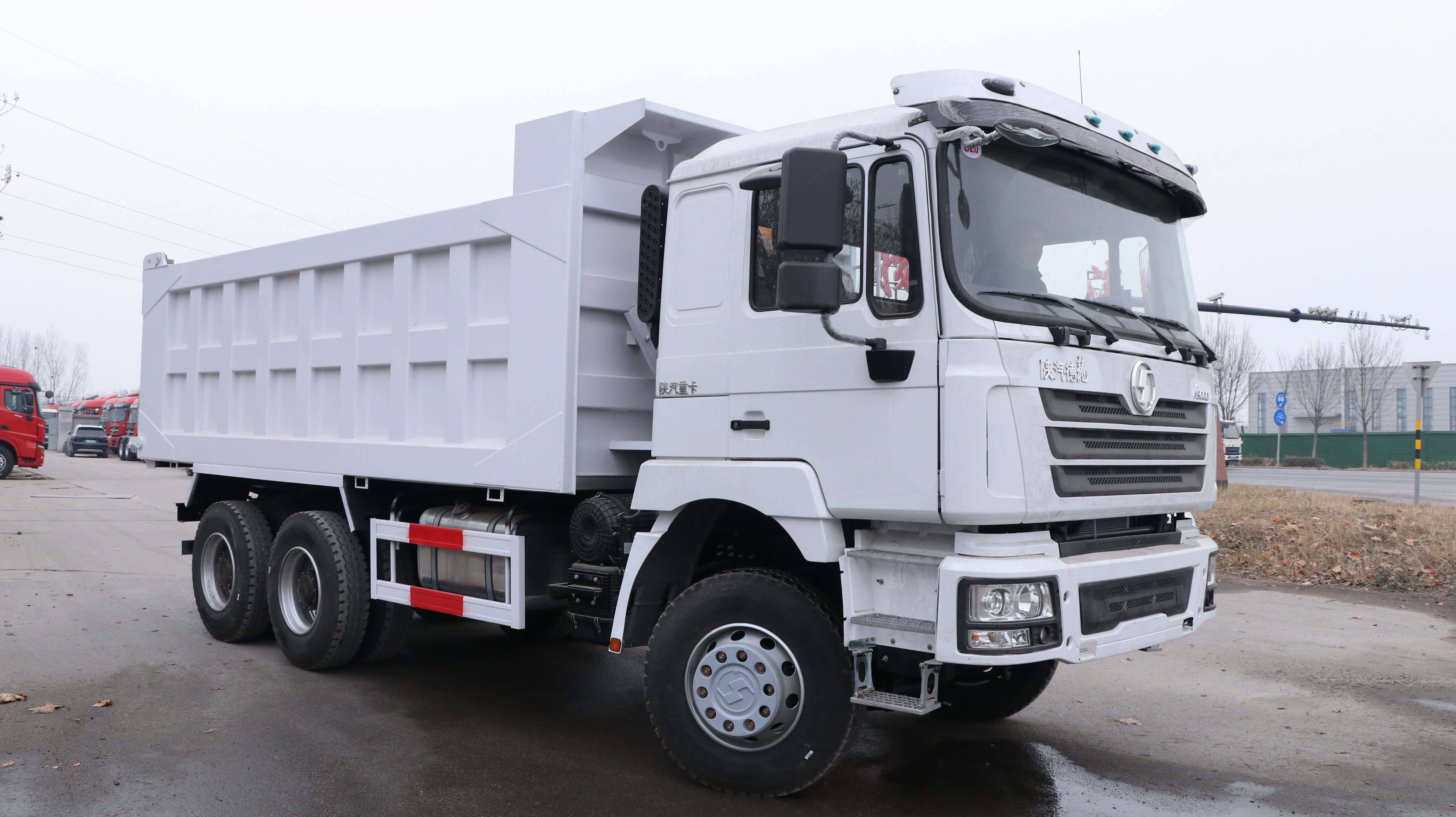 Shacman F3000 dump truck (9)