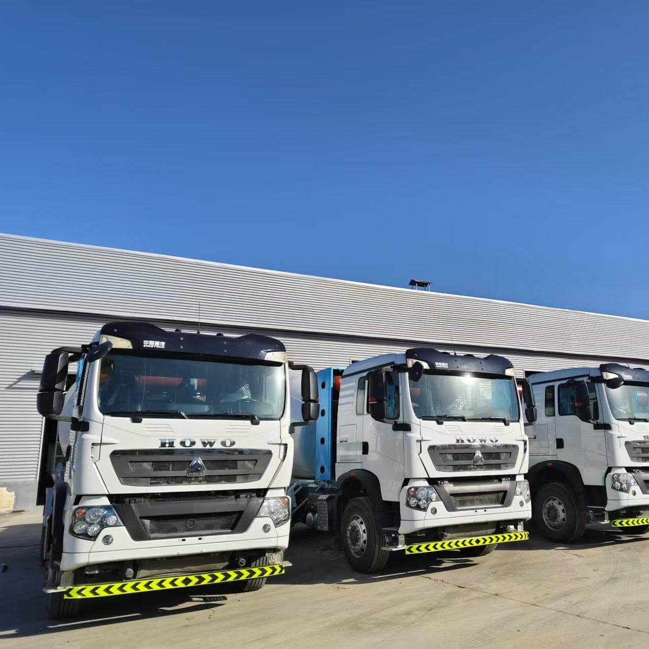 howo tx7 Mixer Truck (4)