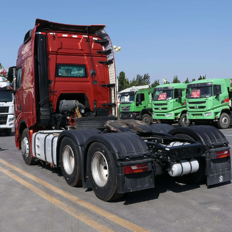 used truck manufacturer (1).png