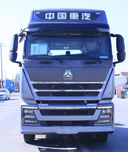 HOWO 6X4 TH7 truck-tractor (2).jpg